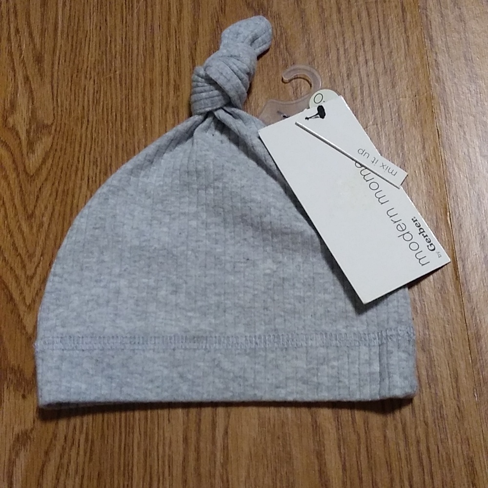 NWT Gerber Modern Moments Infant Beanie - Size 0-6 Months - Light Gray